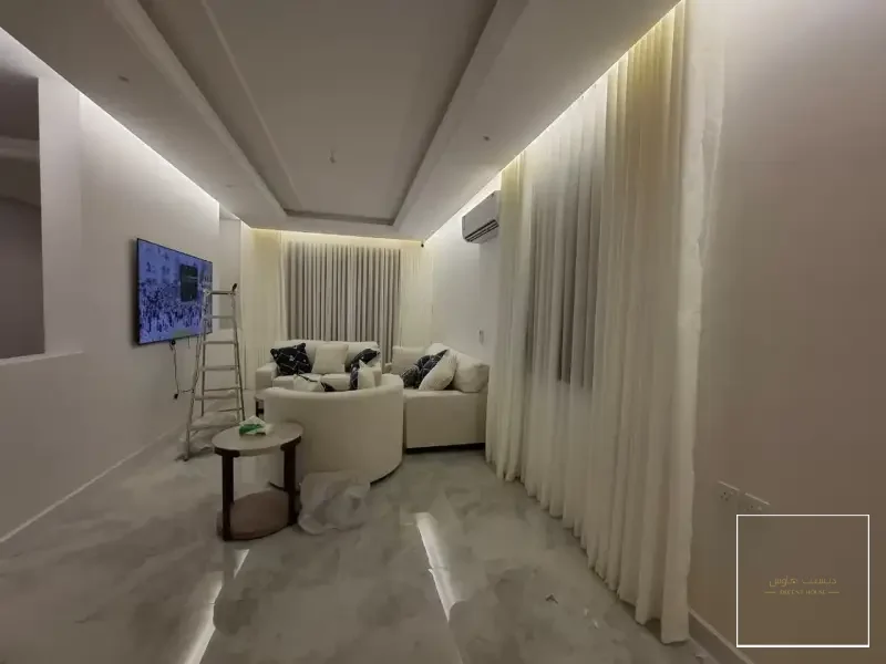 من أعمالنا 28